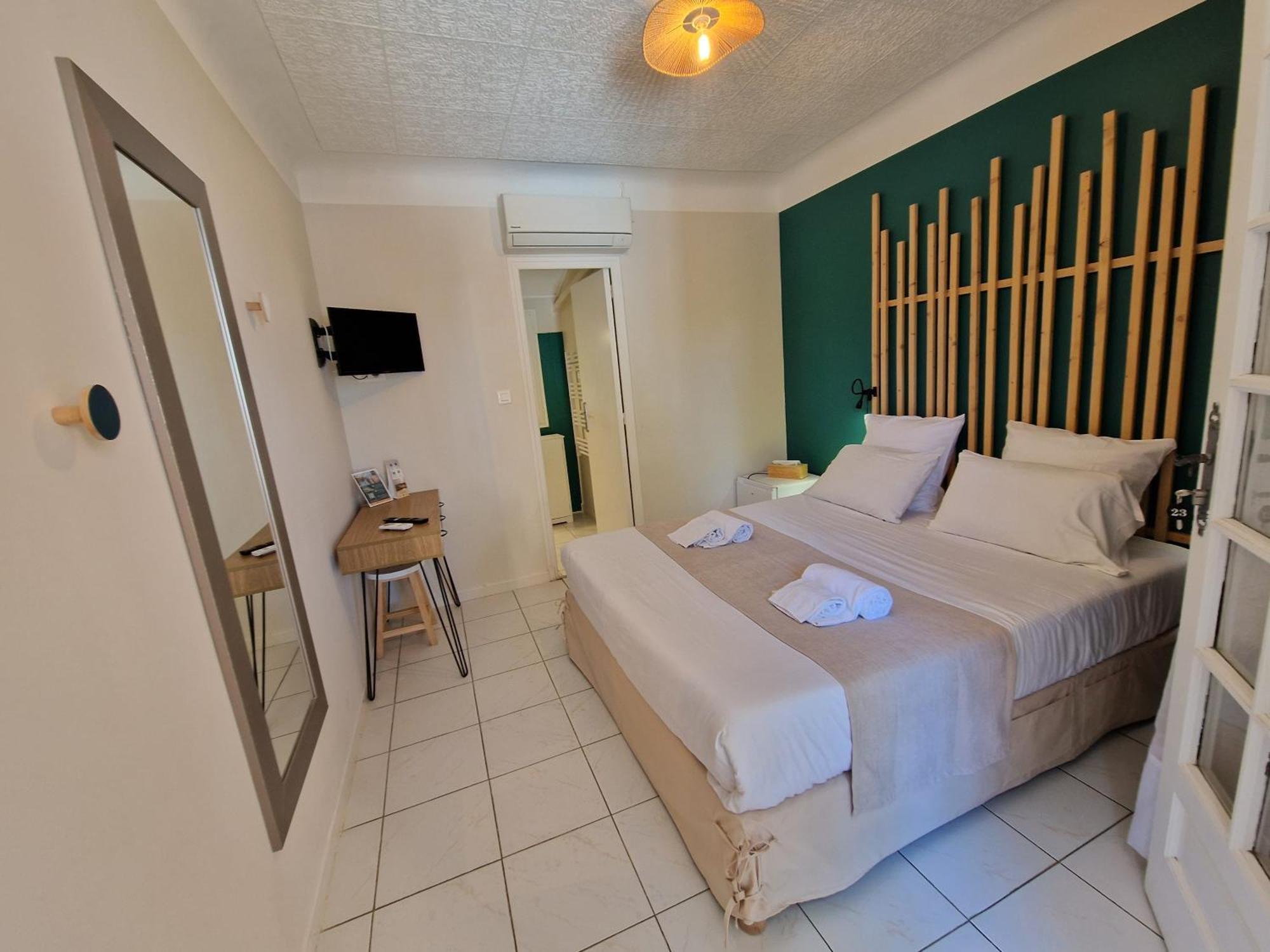 Le Cosy Hotell Saint Aygulf Eksteriør bilde
