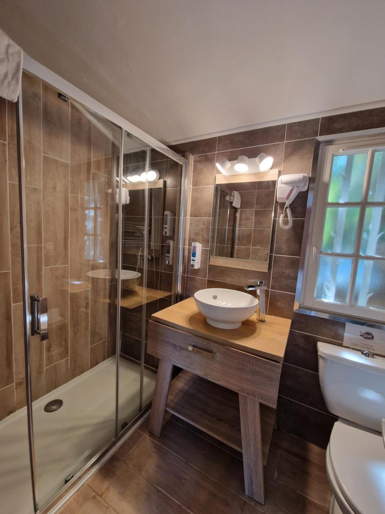 Le Cosy Hotell Saint Aygulf Eksteriør bilde